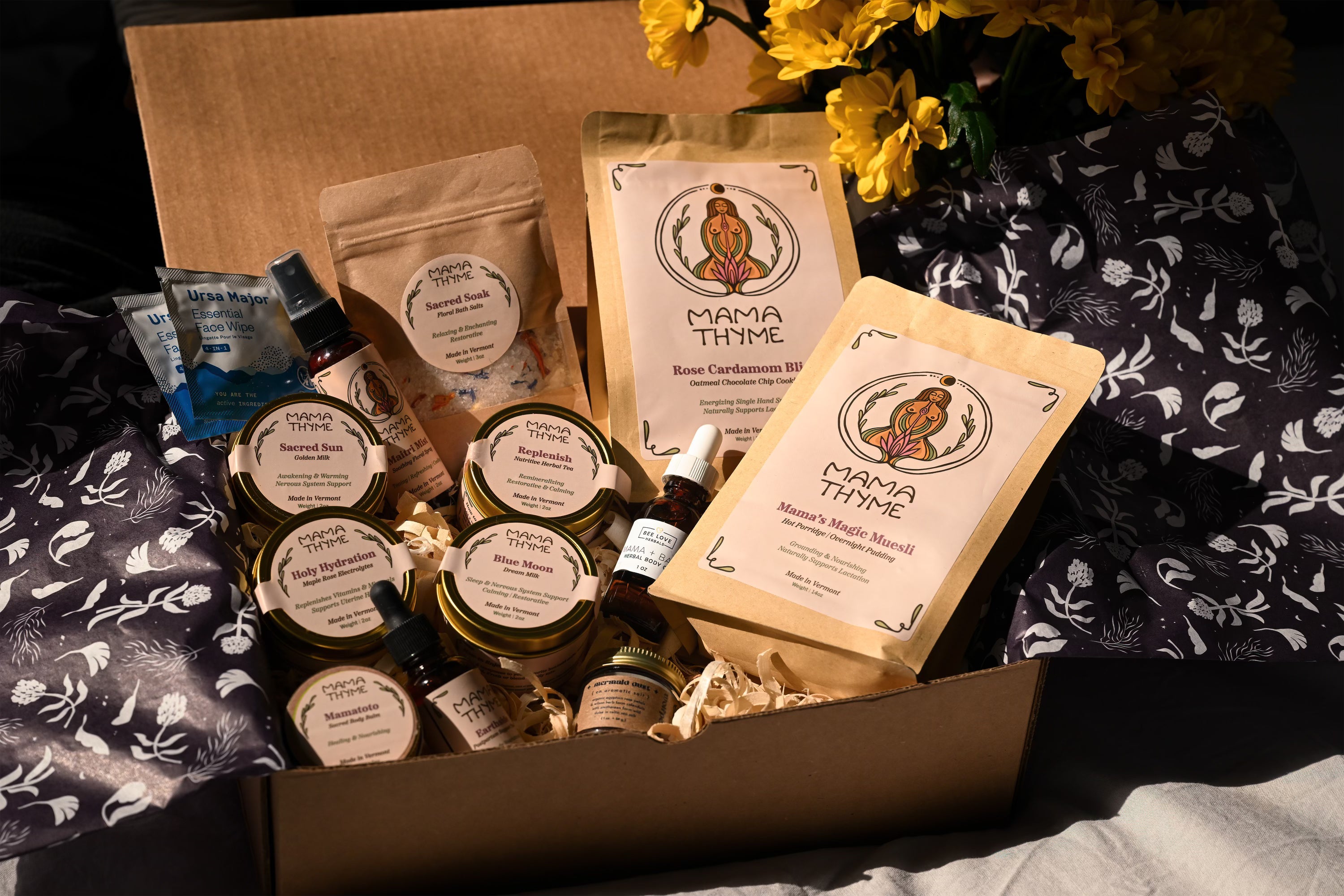 The Early Days - Postpartum Gift Box